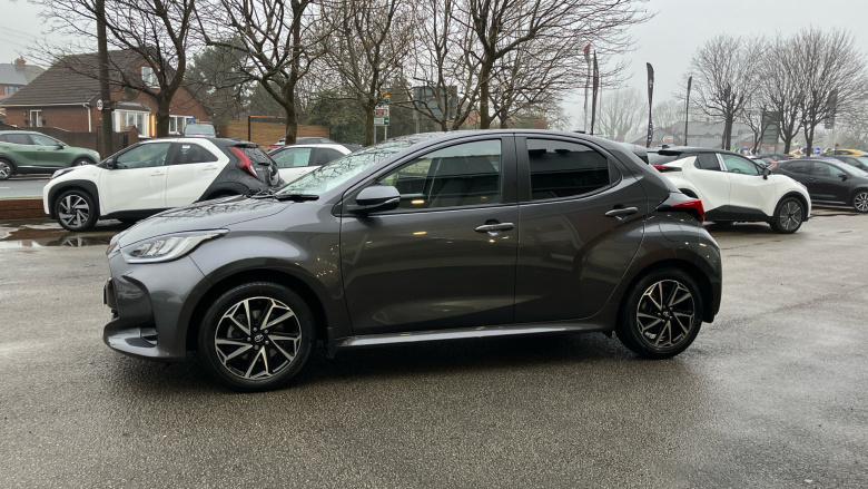 Toyota Yaris 1.5 Hybrid Design 5dr CVT Hybrid Hatchback